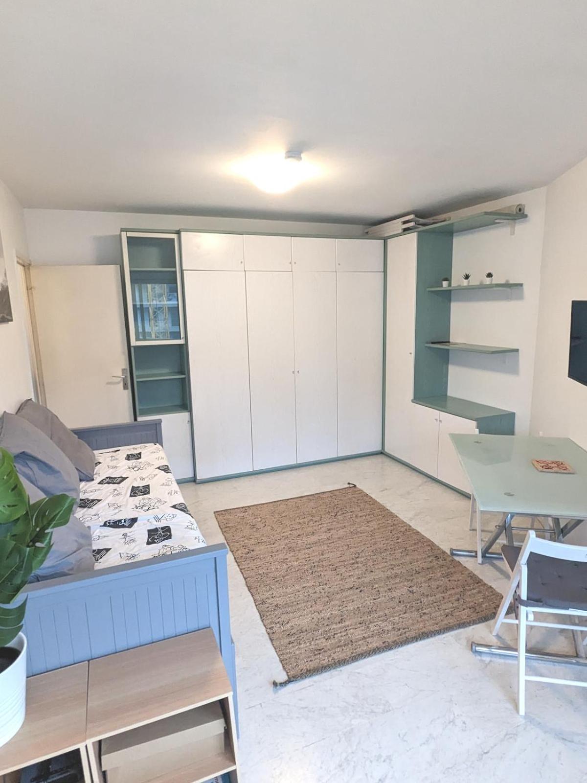 Vue Degagee, Emplacement Ideal, Climatise * Menton